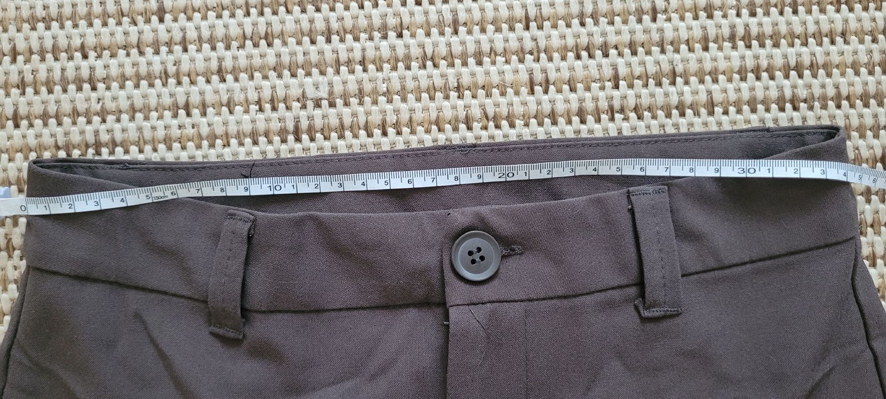 Pull&Bear Pantaloni: PULL&BEAR Pantalon kaki/gris foncé, taille 34 – Nuovo (secondo la descrizione) da Genève venduto da Tanaa_12 3