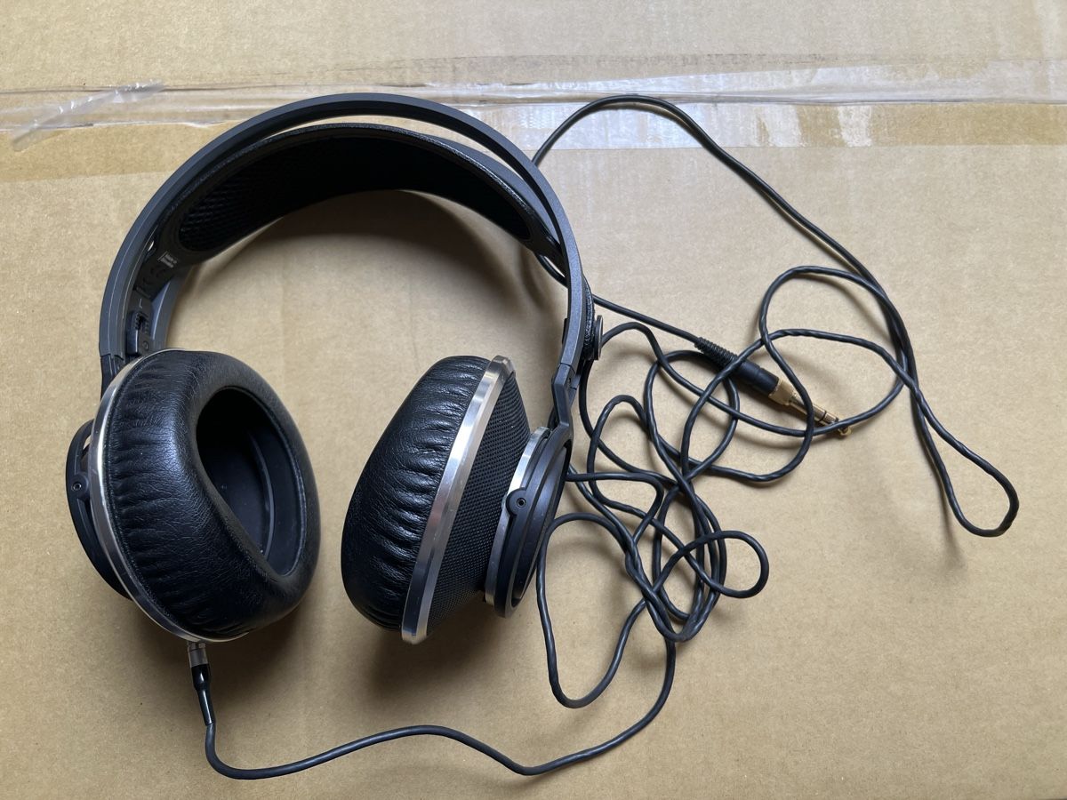Akg Casques audio: AKG K-812 Kopfhörer – D'occasion à Goldau par ecko08