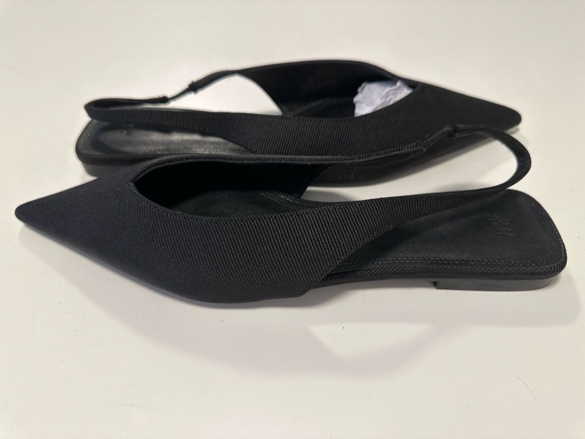H&M Scarpe da donna: Schwarze Slingpumps H&M Grösse 40 neu – Usato da Rheinfelden venduto da DIY-Swiss 2
