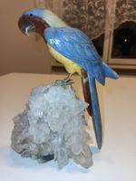 Dekorative Papagei Skulptur auf Bergkristall, Top Zustand!