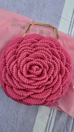 Handtasche, Häkeltasche, Rosendesign, Pink, Goldgriff