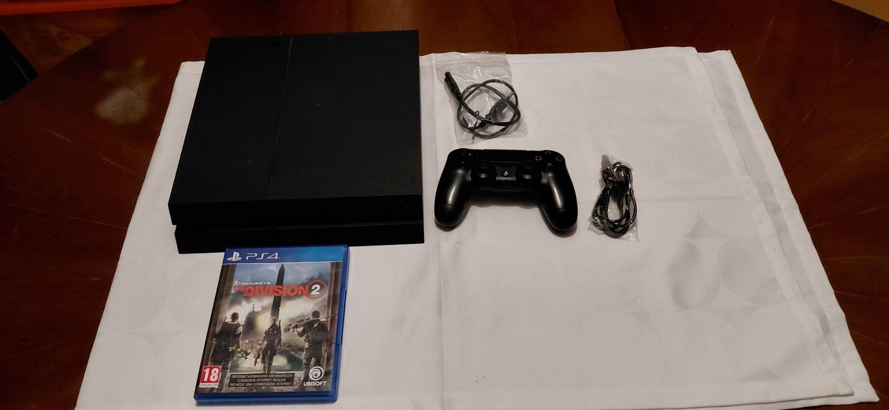 Sony Console: PS4 FAT inklusive 5 Spiele-bitte lesen – Usato da Gretzenbach venduto da Uli1980