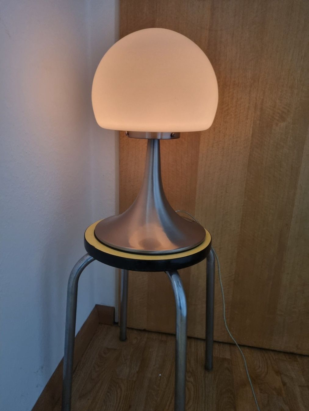Lampade: Sehr schöne Tischlampe – Usato da Basel venduto da Efe72 5