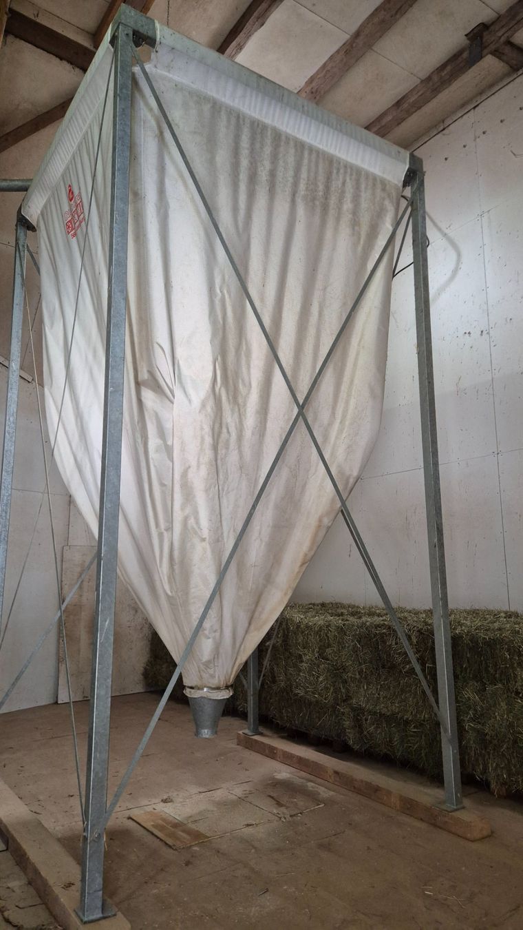 Futter: Futtersilo flexibles TREVIRA Silo Krause – Gebraucht aus Biezwil von freusser 4
