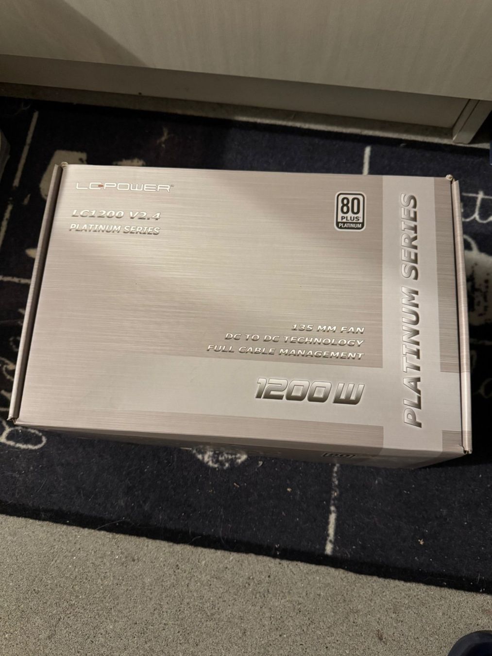 Componenti elettronici: LC Power 1200W (Platin graded!) Netzteil – Usato da Dättwil AG venduto da narigeto