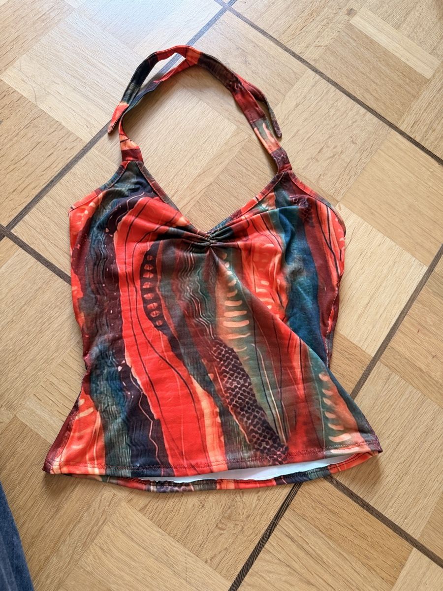 Tops: Farbiges Sommer Haltertop – Gebraucht aus Unterentfelden von ame_tf2n 2