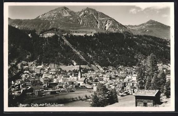 Cartoline postali: Davos-Platz, Ortsansicht mit Schiahörne – Usato da Berlin venduto da bartko-reher