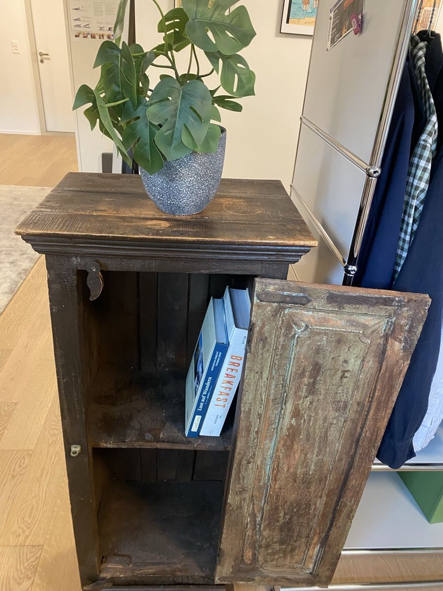 Buffets: Charming Rustic Cabinet – D'occasion à Uerikon par jambox77 1