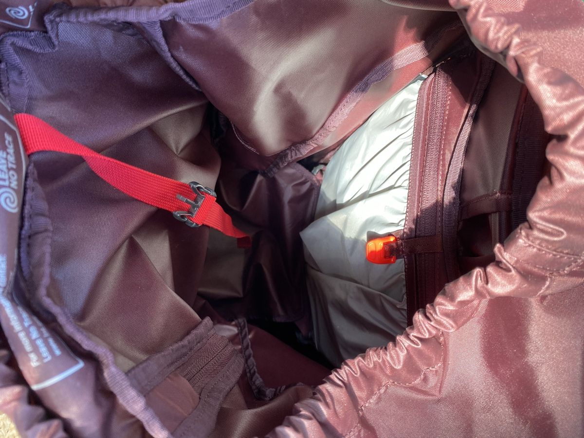 Osprey Sacs à dos: Osprey Backpack – D'occasion à Elgg par chi_gb5g 2