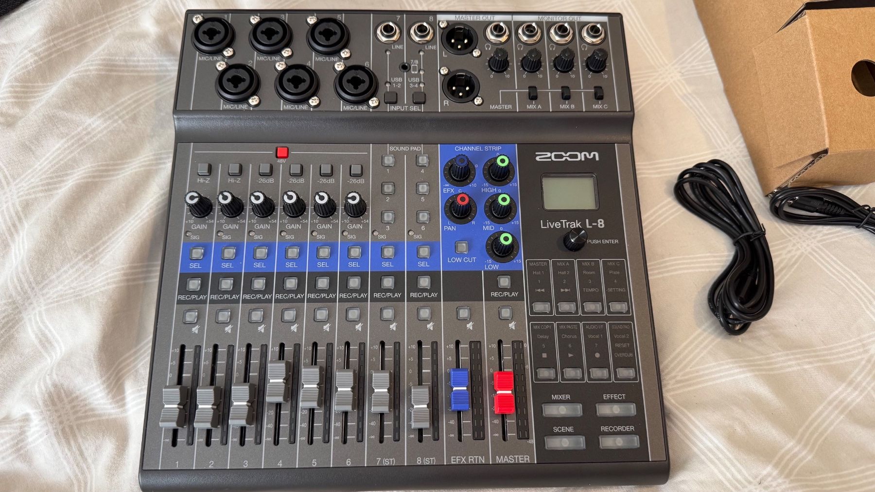 Zoom Mischpulte: Zoom LiveTrak L-8 – Gebraucht aus Zürich von guille.arg 1
