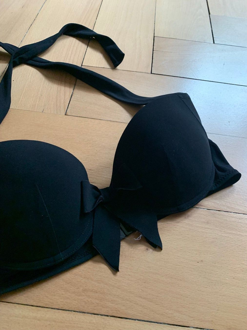 Costumi da bagno & Bikini: Bikini Oberteil schwarz - XS – Usato da Zürich venduto da Diazaio 1