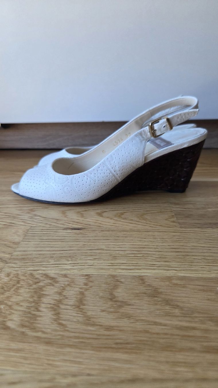 Chaussures femmes: Fellini Pumps Damenschuhe – Neuf avec emballage d'origine à Zug par opo_cy5d 5