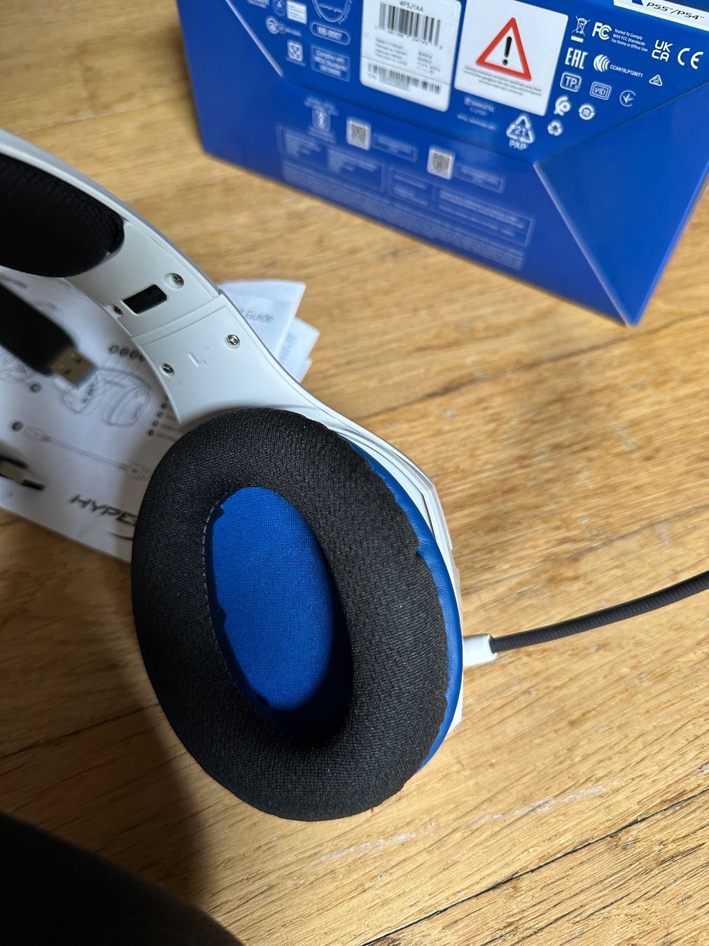 Hyperx Cuffie: Neue HyperX Cloud Stinger Core Wireless Gaming Set PS4/PS5 – Nuovo e nell'imballaggio originale da Zürich venduto da Swisspa 2