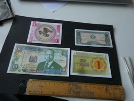 Weltbanknoten, 4 alte Geldscheine    unzirkuliert/ungefaltet