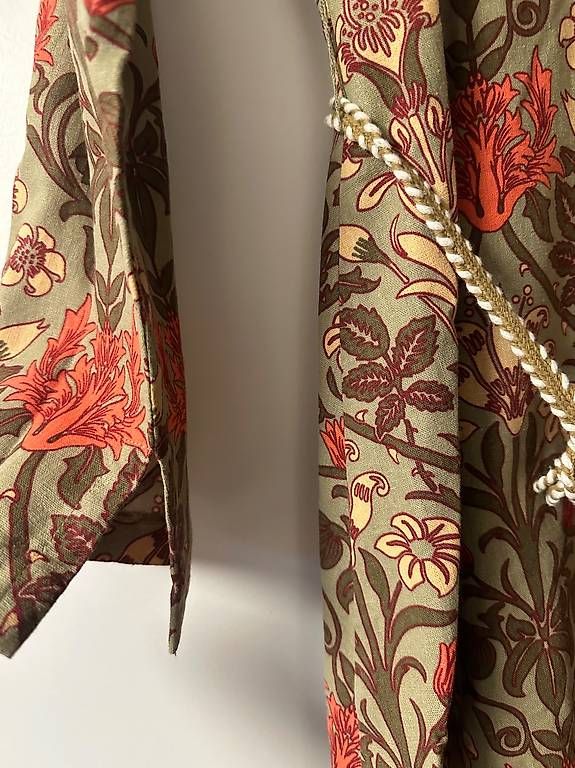 Zara Vestiti: Kleid von ZARA / NEU / Grösse M – Nuovo (secondo la descrizione) da Zürich venduto da Faetze0 1