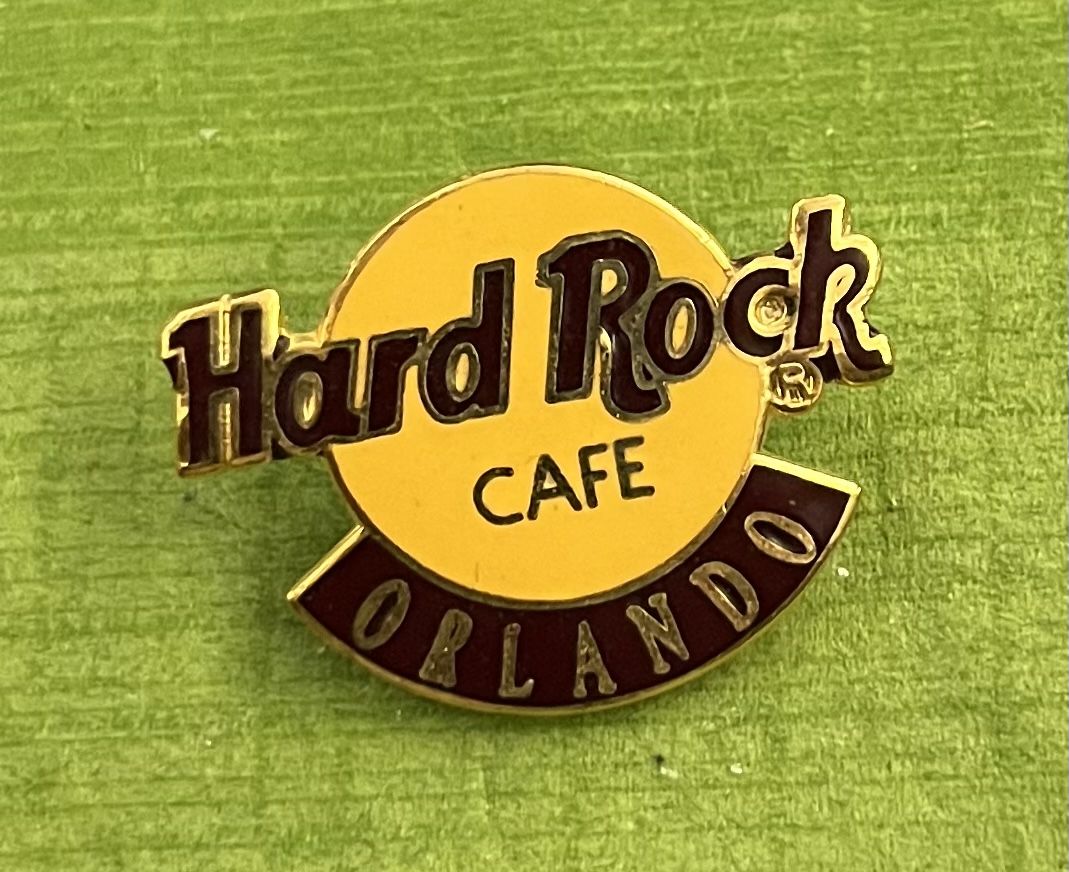 Hard Rock Cafe Placchette & Badge: Hard Rock Café Orlando – Usato da Itingen venduto da Bebbi6569