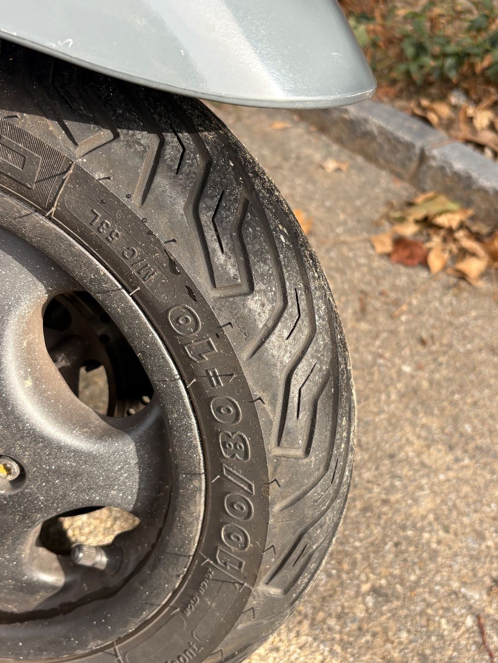 Vespa Scooters: Piaggio ET4 Vespa 125er Roller Scooter mit Topcase – Gebraucht aus Zürich von und_2k6l 5