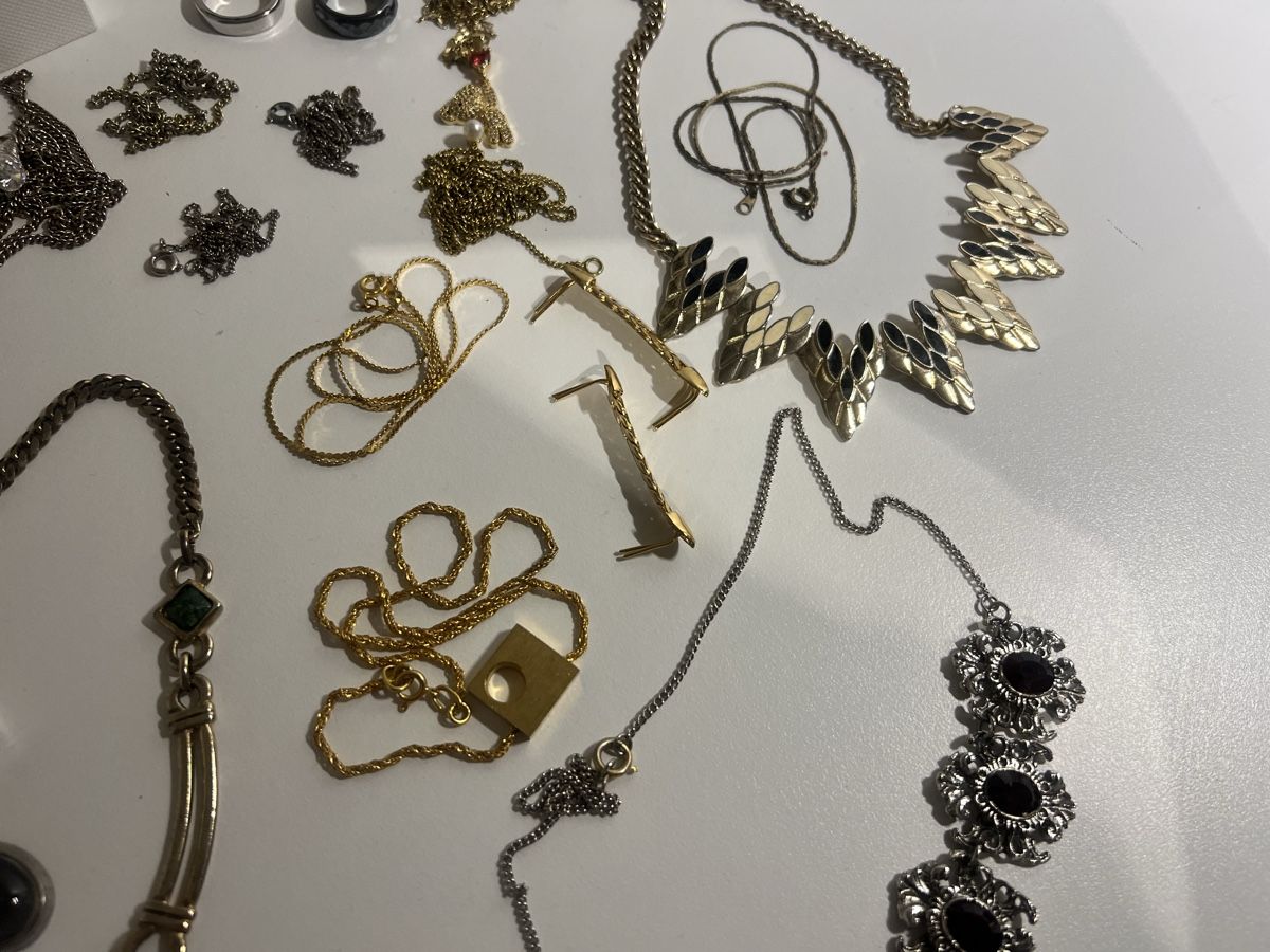 Sonstiger Schmuck: Lot de bijoux anciens  – Gebraucht aus St-Pierre-Clages von ste_xk6p 5