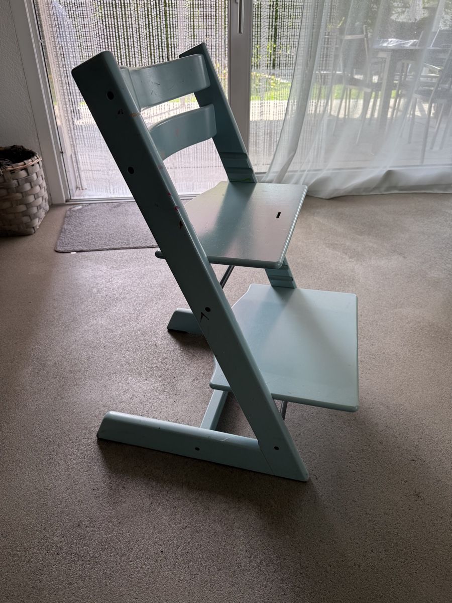 Stokke Seggioloni: Stokke Tripp Trapp Hochstuhl hellblau gebraucht – Usato da Guntershausen b. Aadorf venduto da Leska08 3