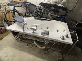 SSWW Whirlpool-Badewanne 170×90 cm – ab CHF 1.–
