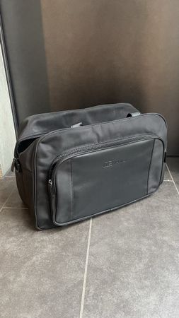 Sac de voyage noir de haute qualité – Idéal pour l'été!