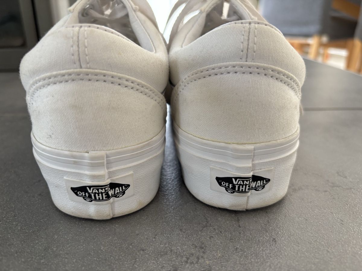 Damenschuhe: Vans Old Skool Sneaker Weiss Gr. 37  – Gebraucht aus Mühlau von martiniii 1