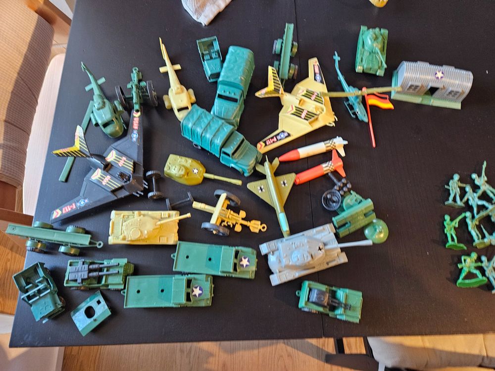 Ancien Loto Artillerie Et Soldats Miniatures Lineol – Collection Vintage