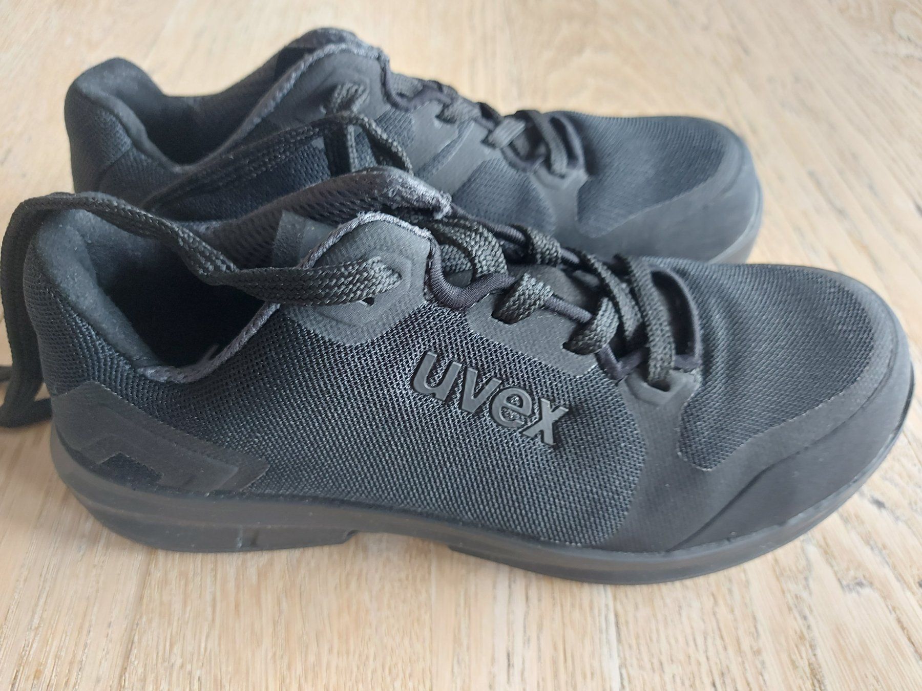 Uvex Scarpe da donna: Arbeitsschuhe – Usato da Schaffhausen venduto da Luciatav