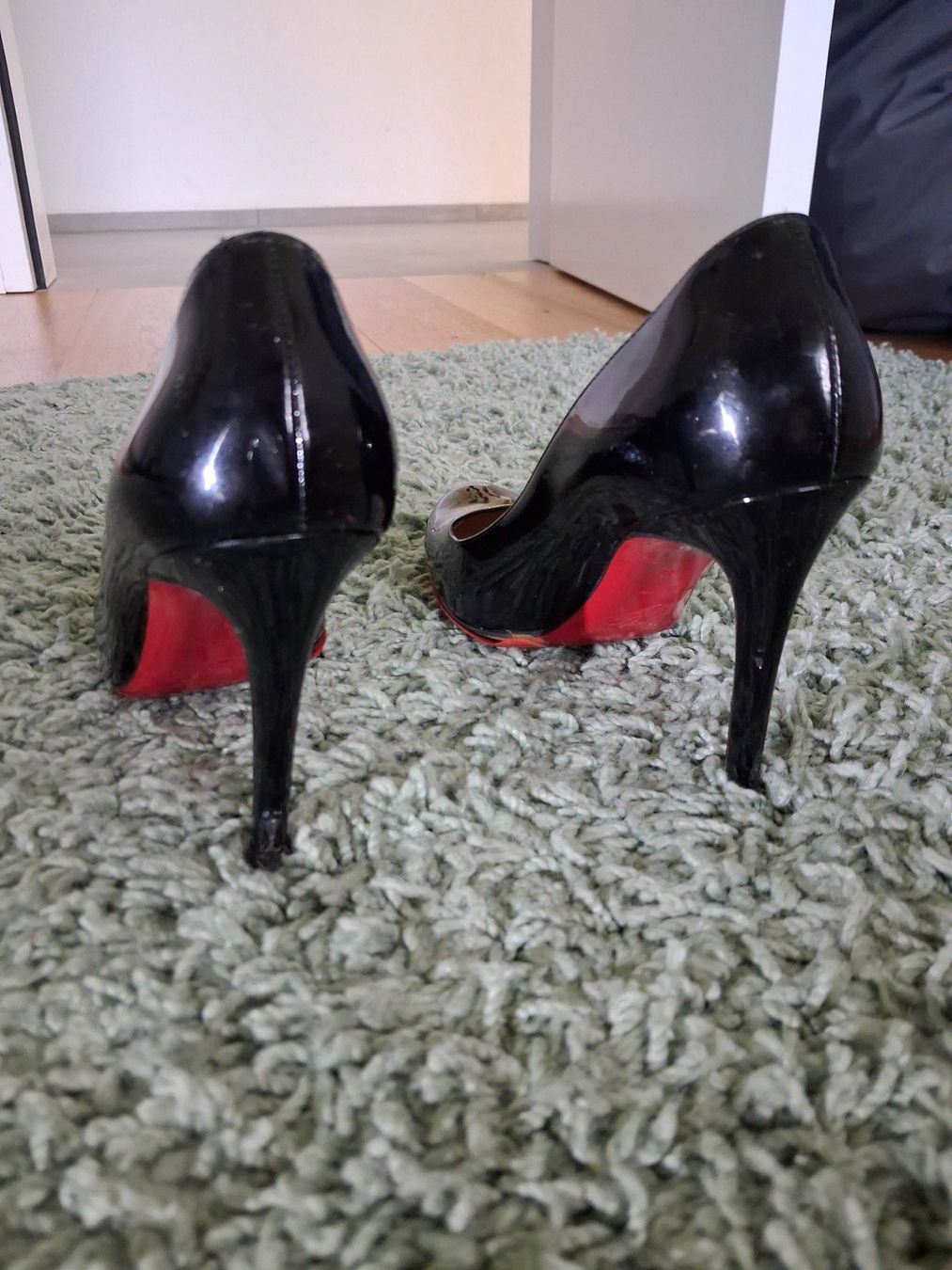Christian Louboutin Damenschuhe: Chaussures à talon Louboutin – Gebraucht aus Marly von pil_hgx5 2