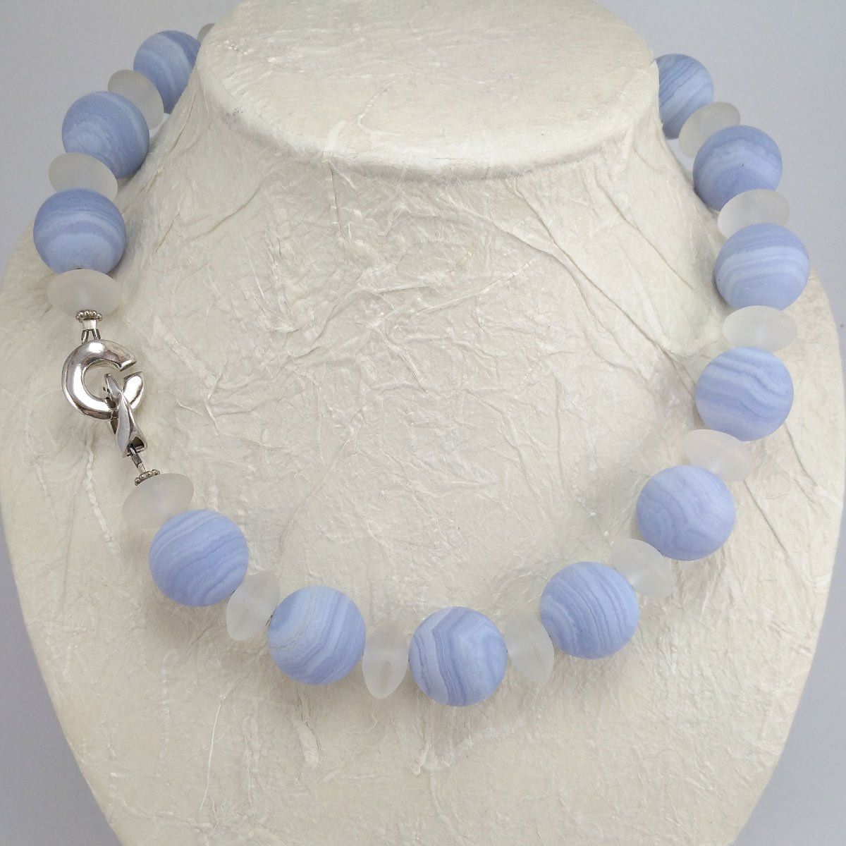 Catenine: Chalcedon Bergkristall Halskette – Nuovo e nell'imballaggio originale da Meilen venduto da Byrd-bijoux 2