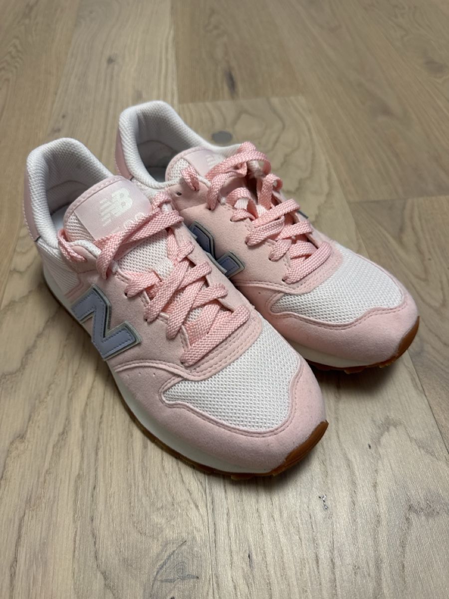 New Balance Scarpe per ragazze: New Balance Turnschuhe Gr. 36 – Usato da Zürich venduto da SGenge