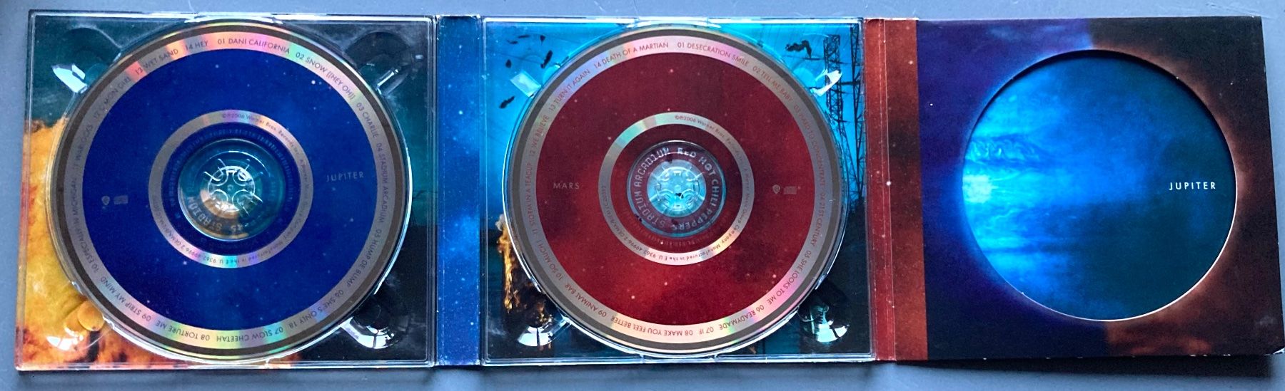 CD: RED HOT CHILI PEPPERS - STADIUM ARCADIUM – Usato da Poliez-Pittet venduto da Newtown-Records 2