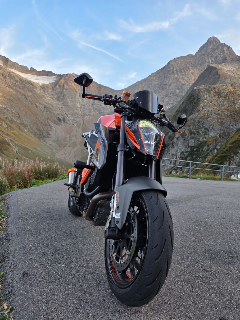 KTM Strasse: Ktm super duke 1290 – Gebraucht aus Fleurier von dav_xx8y