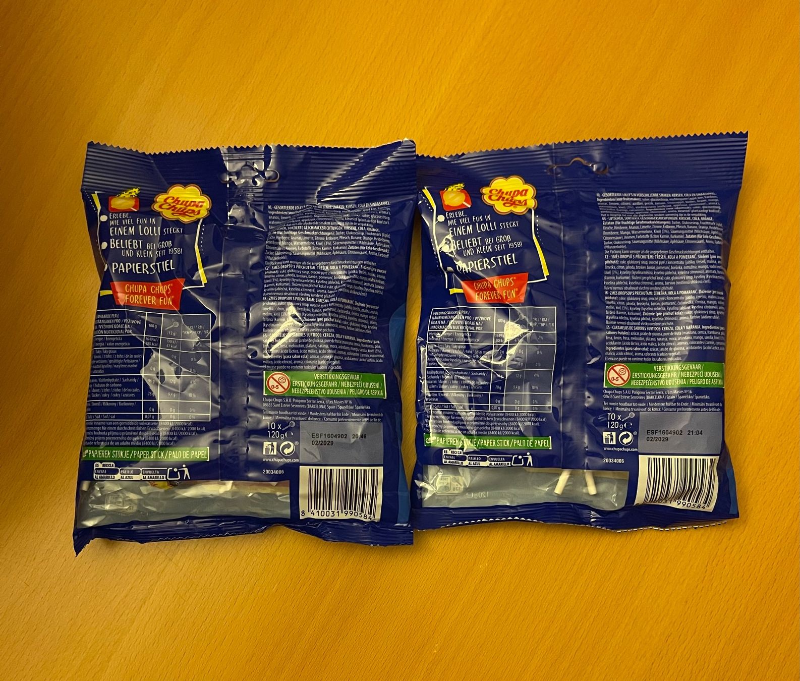Chupa Chups Lebensmittel & Spezialitäten: 2 Beutel CHUPA CHUPS Zungenmaler – Neu und originalverpackt aus Basel von Seifehuesli 1