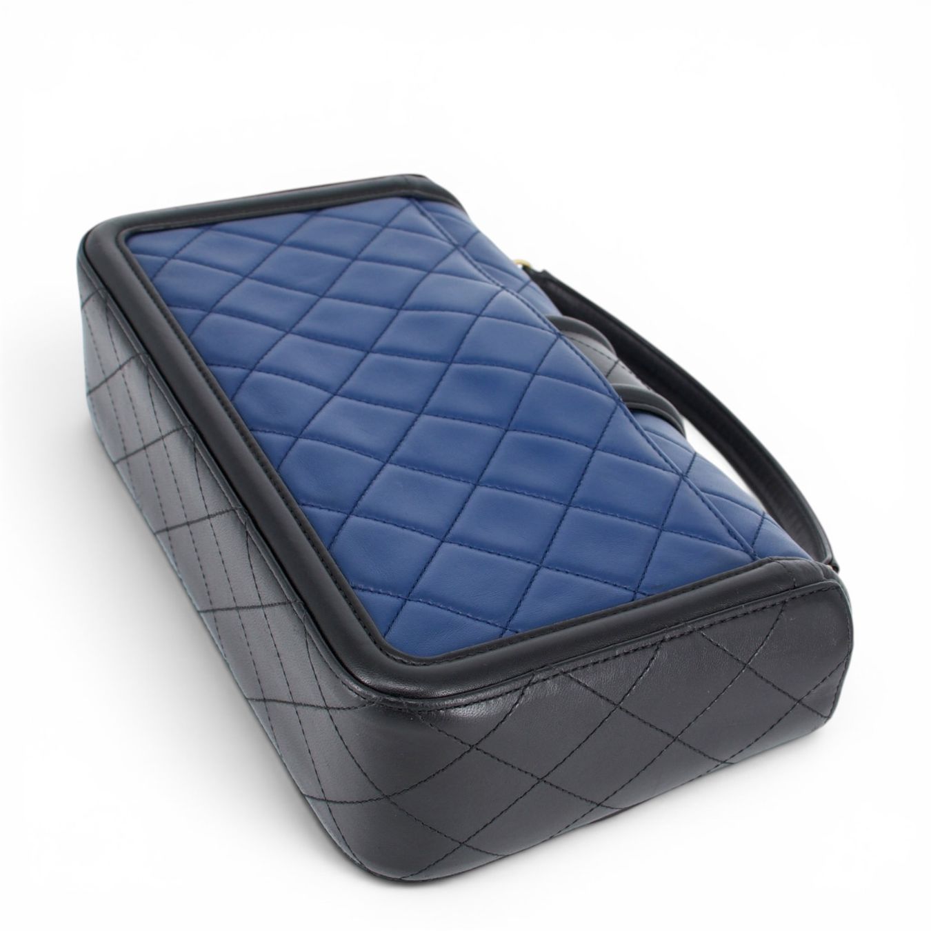 Chanel Borse da donna: Chanel Tasche schwarz/blau – Usato da Binningen venduto da Designerlabels 8