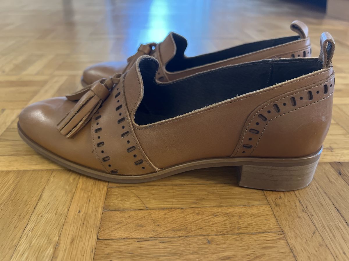 Scarpe da donna: Scarpe basse Zign (39) – Usato da Sorengo venduto da LaVale
