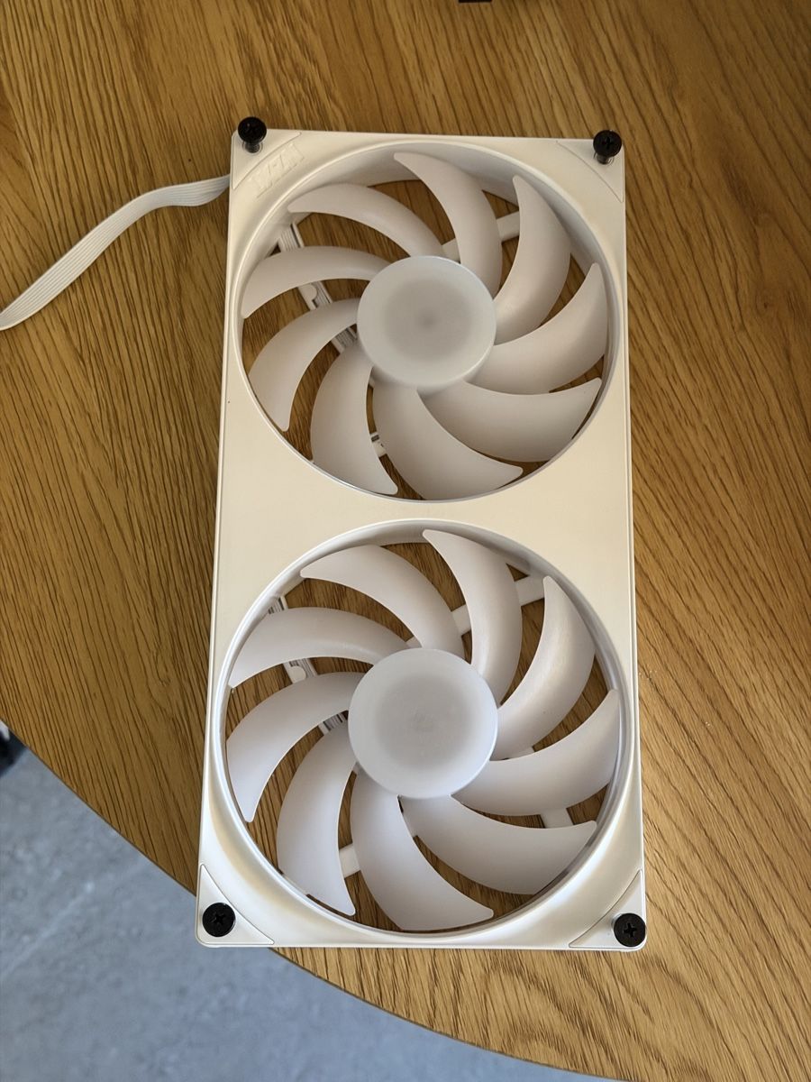 NZXT Gehäuse: NZXT F280 Core Lüfter – Gebraucht aus Güttingen von JeffreyGucc