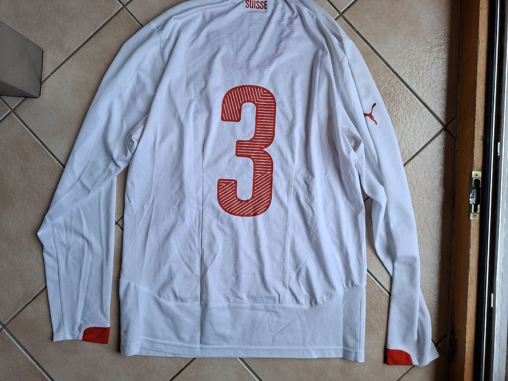 Schweizer Nati Canottiere & Pantaloni: Schweizer Nationalmannschaft Trikot,  Grösse L – Usato da Schwanden Sigrisw venduto da cadieux71 3