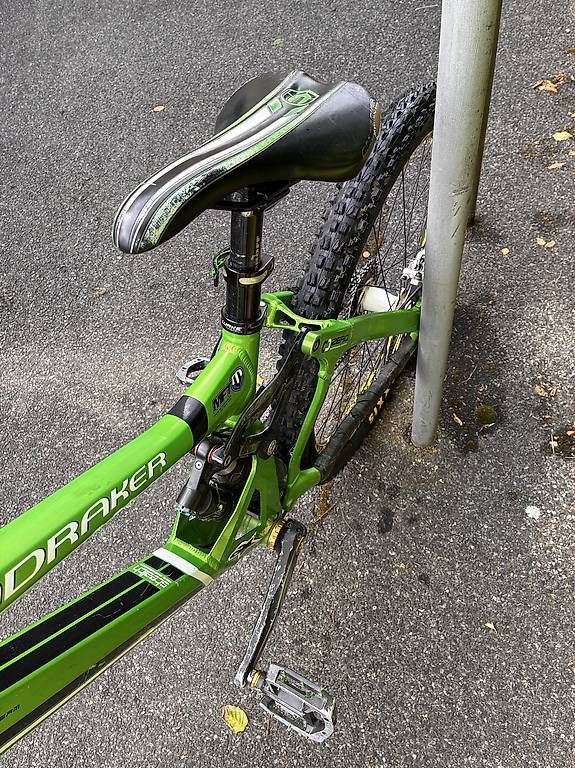 Mondraker Biciclette: Downhill Mondraker Summum – Usato da Luzern venduto da curly-angi 4