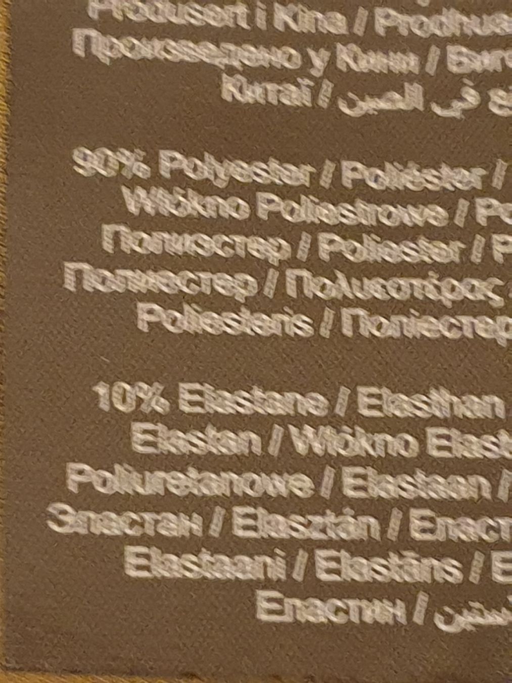 Kleider: Robe courte, S, olive, 90%polyester, excellent état – Gebraucht aus Neuchâtel von Verenas12 5