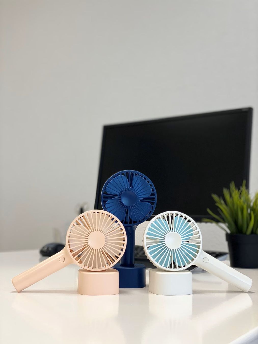 Ventilatori: PANTOU Handventilator F3, Farbe weiss/hellblau – Nuovo (secondo la descrizione) da Höri venduto da Nastaq 4