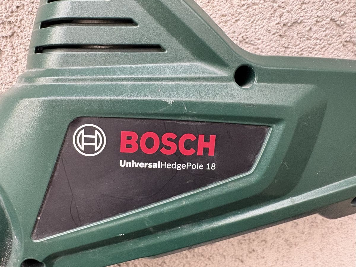 Bosch Tutti gli attrezzi: Bosch UniversalHedgePole 18 Heckenschere Teleskop gebraucht – Usato da Unterseen venduto da Gleisbauer 2