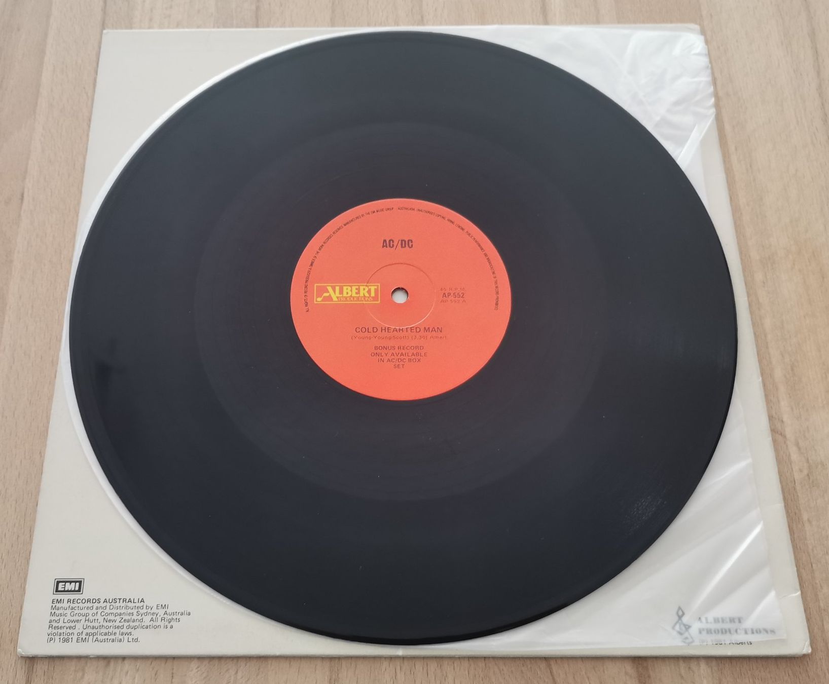 Schallplatten: AC/DC: Cold hearted man 12" rare Australia only – Gebraucht aus Münchwilen TG von Swb 4