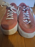 Nike Sneaker rot, gebraucht mit Defekten, Gr. 42