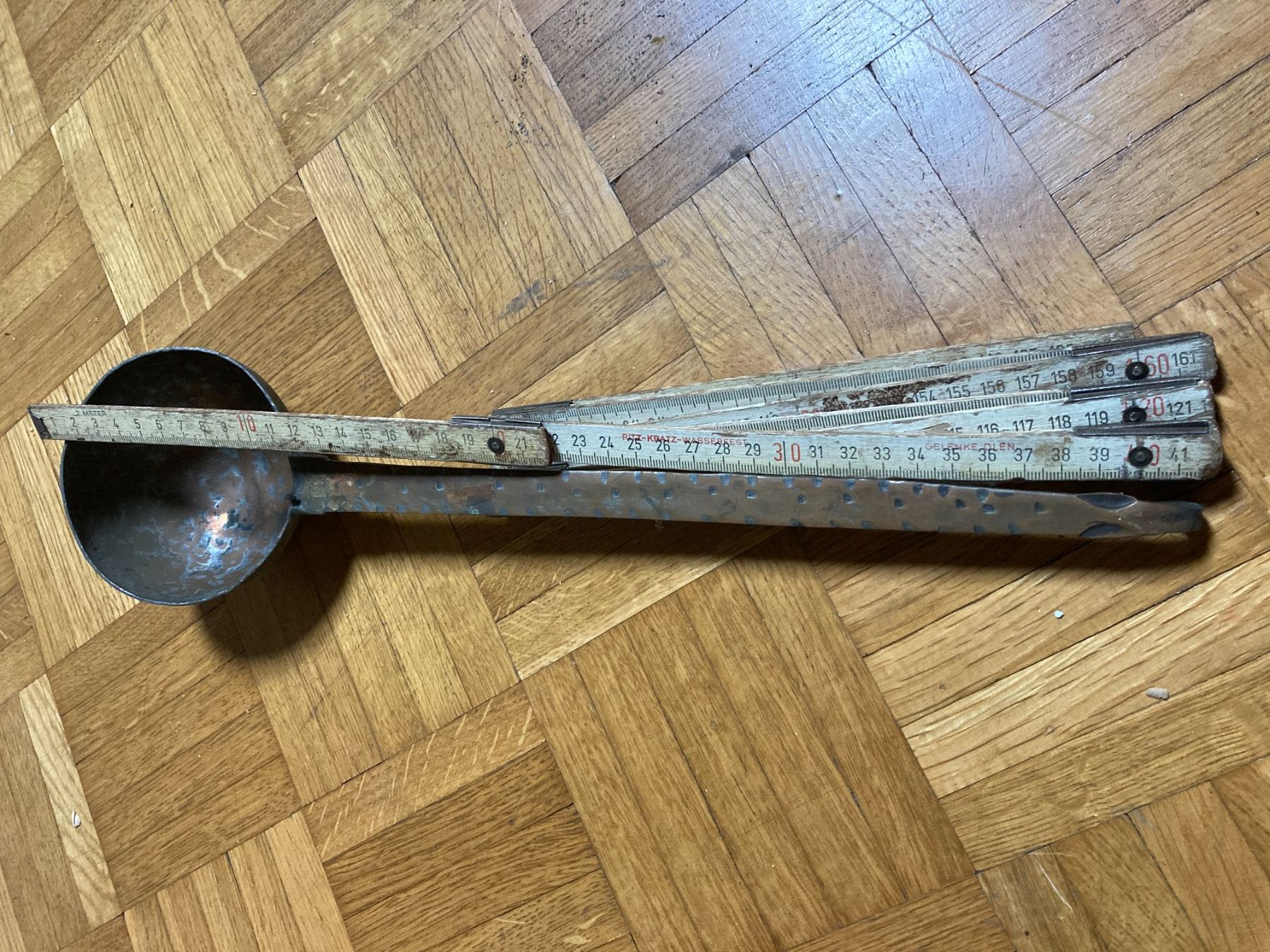 Tutti gli attrezzi: VECCHIO MESTOLO  IN RAME 40 CM – Usato da Vezia venduto da Aquarius_Age 5