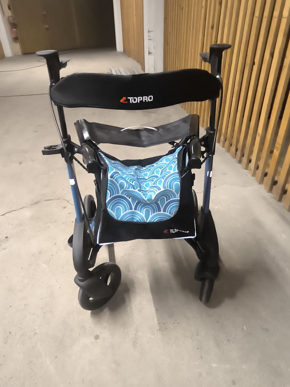 Gehhilfen: Rollator Topro Troja 2G M – Gebraucht aus Allschwil von BezoBezo 1