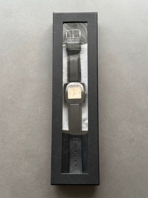 Orologi: MANGO DAMENUHR – Usato da Honau venduto da Ritika 3