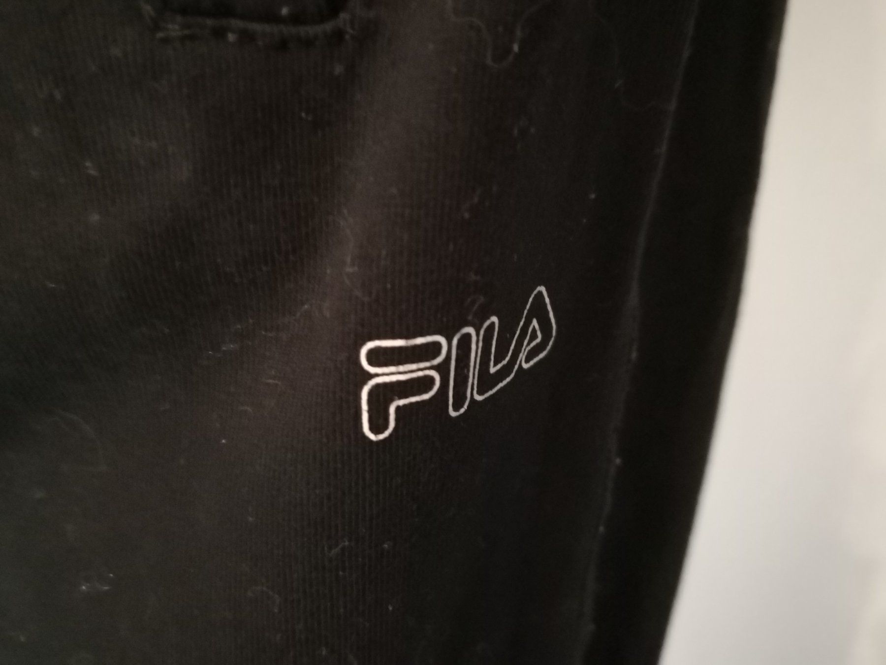 Fila Pantaloni: 🤩FILA JOGGING-HOSE SCHWARZ MIT ELAST – Nuovo (secondo la descrizione) da Olten venduto da Naja-Twins-Twins 7