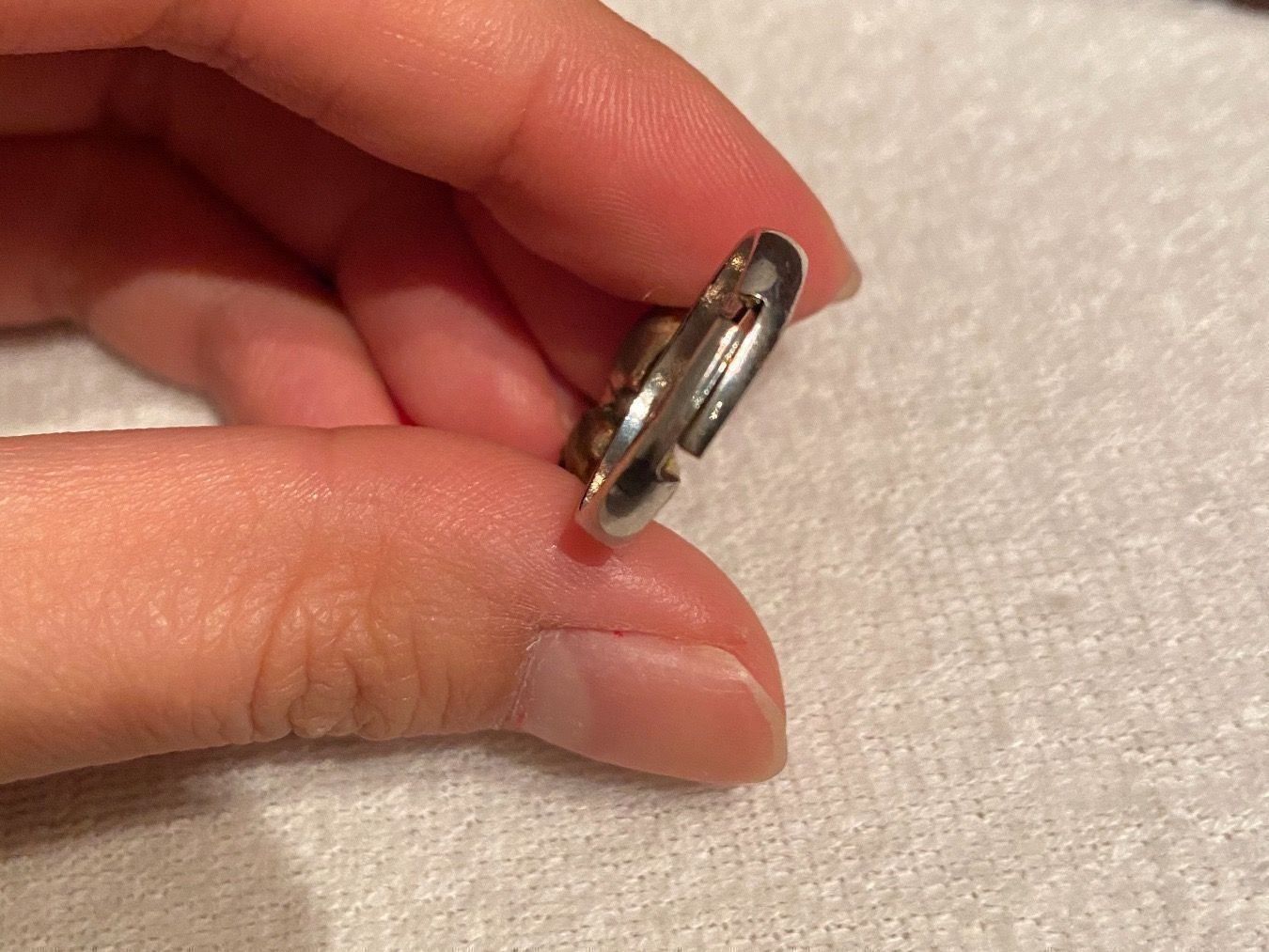 Ringe: verstellbarer Ring mit Hasenmotiv – Gebraucht aus Luzern von 2ndchances 2
