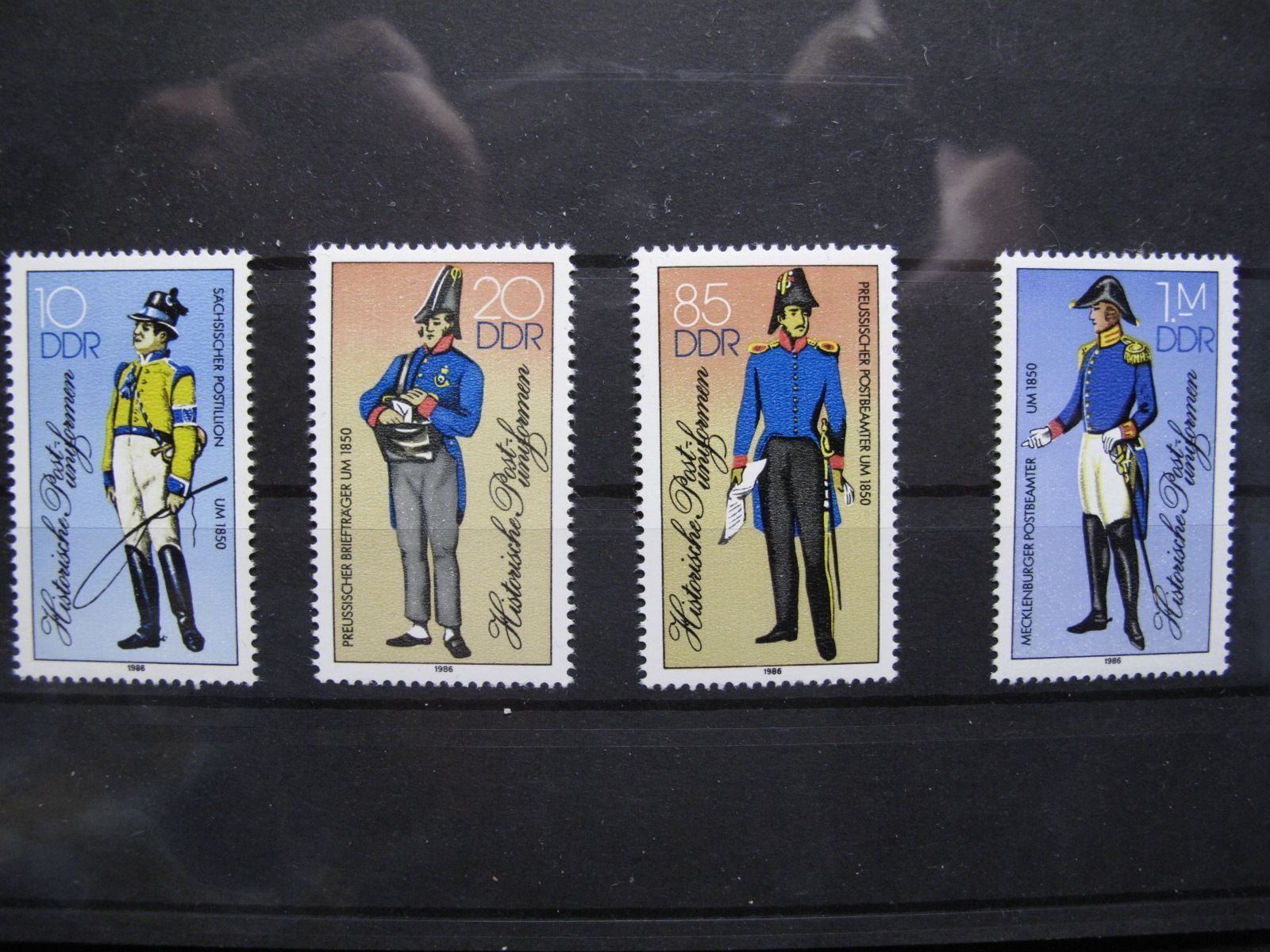 Uniformen: DDR 1986 Postuniformen I ** – Gebraucht aus Wil SG von fva01